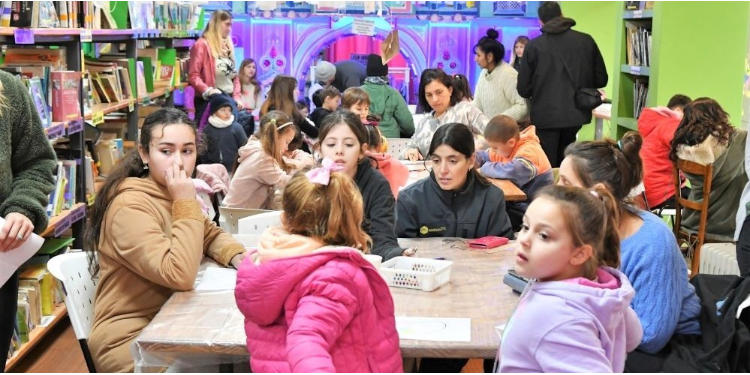 Actividad en la biblioteca popular de Monte Hermoso