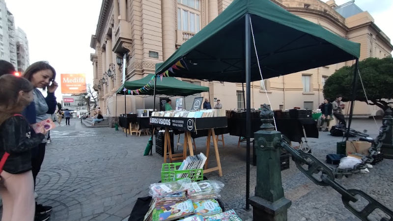 Feria de música y libros en Bahía Blanca