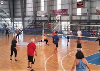 Muestra de actividades en el Polideportivo y música este miércoles