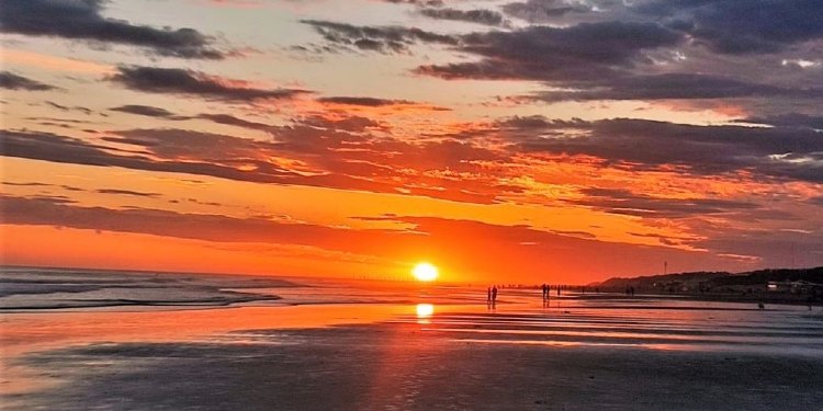 Atardecer en Monte Hermoso