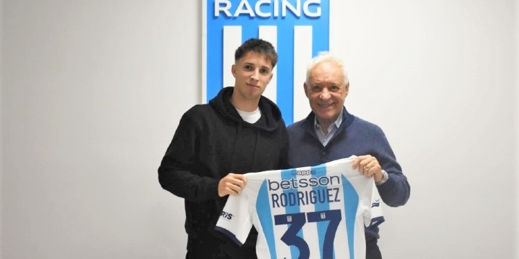 Baltasar Rodríguez junto al Presidente de Racing Club, Víctor Blanco