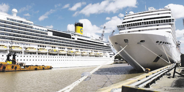 Cruceros arriban a la argentina