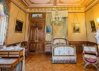 “Hogar, dulce hogar”. Origen de la frase y del nombre de algunas dependencias de la casa, como “vestíbulo”, “alcoba” o “ático”