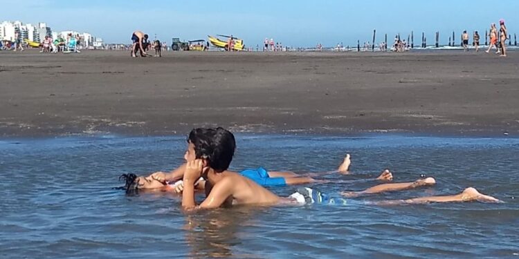 Olas de calor extremo. Advertencia del Servicio Meteorológico Nacional para el verano en la Argentina
