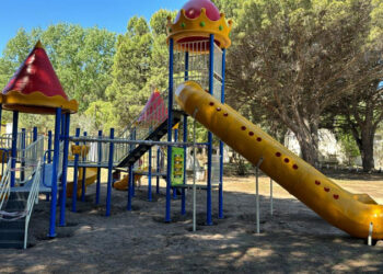 La Plaza San Martín y la Plaza del Calvario en Sauce Grande cuentan con renovado espacio de juegos