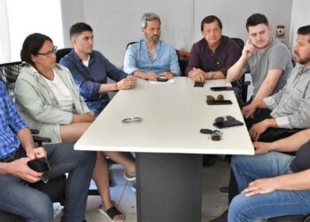 Arranz acelera la transición sumando nombres al equipo, pide por la autovía de Ruta 3 y habla del balotaje