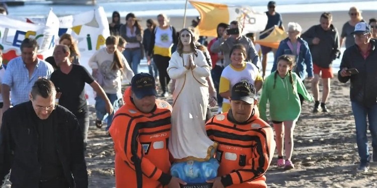 Monte Hermoso celebró este viernes 24 una nueva edición de sus fiestas patronales en honor a la virgen Stella Maris