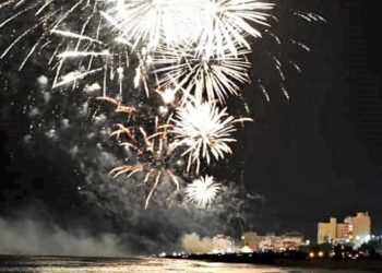 Confirmado: Monte Hermoso recibirá el año nuevo con el show de fuegos artificiales en la playa