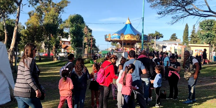 Carrusel de Monte Hermoso aniversario