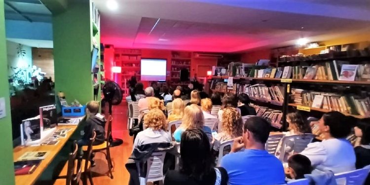 Hoy charla en la biblio, reprogramaron una actividad para adultos y el resto de la agenda de atractivos en Monte Hermoso