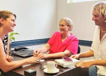 Nerina Neumann, Carolina Bertazzo y Brian Ollearo