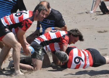 Rugby playero en Monte Hermoso