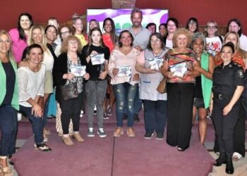 “Mujeres que reconocen mujeres”. Trabajadoras de diversos ámbitos fueron distinguidas este 8 de marzo en Monte Hermoso