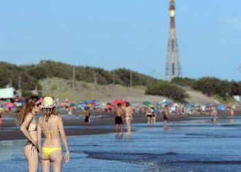 Balance de la temporada: cuáles fueron los destinos que eludieron la crisis y los últimos números que registró Monte Hermoso
