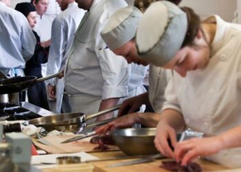 Informe de la CAME con resultados de abril