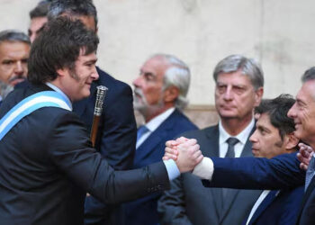 Macri saluda a Milei