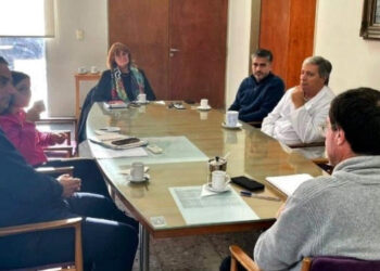 Autoridades de Región Sanitaria visitaron Coronel Dorrego para analizar diferentes temáticas con el jefe comunal