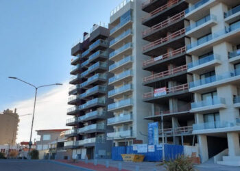 Edificios en Monte del Este en Monte Hermoso