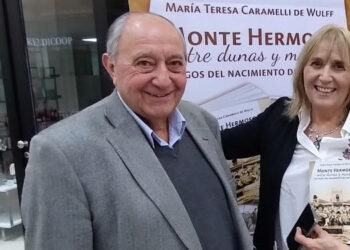Víctor San Román junto a Marité Caramelli