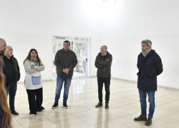 Inauguración escuela 3 de Sauce Grande