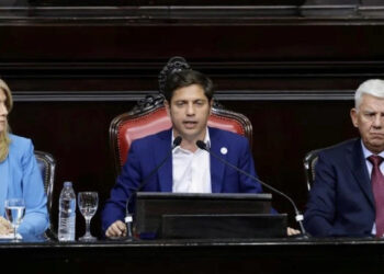 Planta de GNL a Río Negro. El empuje de Dichiara hasta el final, las críticas de la oposición y la carga de Kicillof contra Milei