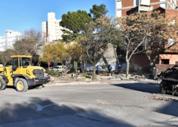 Ya trabajan en la remodelación de una plazoleta céntrica, originada en un proyecto de alumnos de la Escuela Técnica