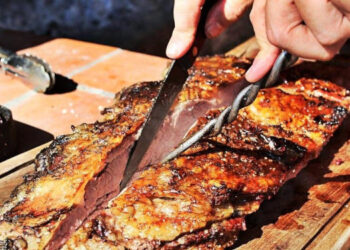 ¿Cómo lograr que la carne quede tierna y jugosa? El secreto de la cocina china finalmente revelado