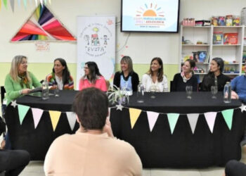 Presentaron a los profesionales que sustentan el trabajo con los más de 200 chicos que asisten a espacios de primera infancia