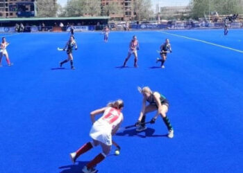 Atlético Monte Hermoso hockey debut súper 8