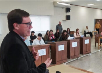 Coronel Dorrego: el intendente Chalde asistió a la sesión inicial de la etapa local del Parlamento Juvenil del Mercosur