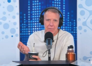 Alejandro Fantino arenga por Monte Hermoso