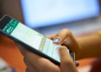 Dichos y palabras. ¿Junto o separado? «Asimismo» o «así mismo», «demás» o «de más» y otras expresiones similares