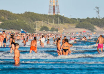 Playa de Monte Hermoso perfil turístico 2025