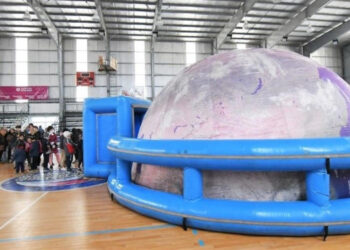 Planetario en 360 grados este miércoles 22 en el Polideportivo municipal. Promesa de «experiencia única»