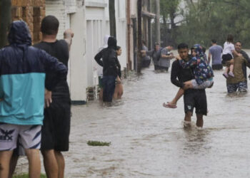 Ayuda en Bahía Blanca tras el temporal
