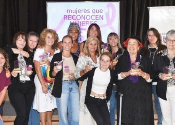 Mujeres Que Reconocen Mujeres. Recibieron el reconocimiento las montermoseñas elegidas en una compulsa abierta