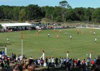 Copa Aniversario en el estadio 15 de Agosto de Atlético Monte Hermoso