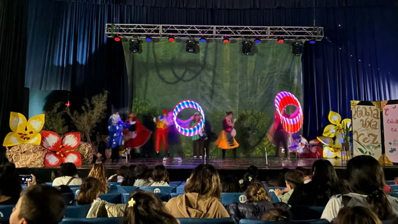 Festejo del día de la maestra jardinera y el dia de los jardines de infantes en Monte Hermoso