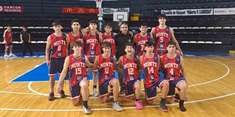 Monte Hermoso Basquet en el estadio Casanova
