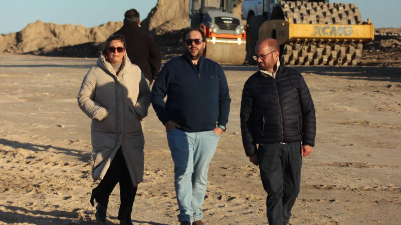 Neumann Losada recorre obras en ruta 35
