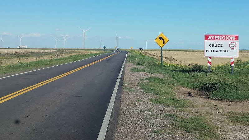 Ruta 3 vieja en el cruce con la Ruta Nacional 3 Ruta 3 vieja en el cruce con la Ruta Nacional 3