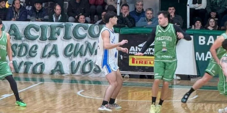 El montermoseño Luciano D’amaro debutó en el torneo de Primera de Bahía Blanca vistiendo la casaca de 9 de Julio