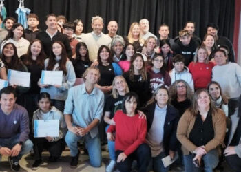 Se celebró la sesión inaugural del Concejo Deliberante Estudiantil con el juramento de los integrantes del período 2025