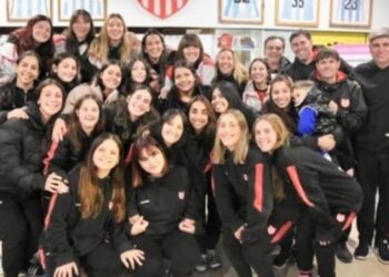 El hockey femenino de Monte Hermoso se mudó a Rosario para disputar una de las zonas de la Superliga Argentina 2025