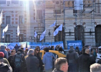 Los municipios bonaerenses, colonia electoral de La Plata