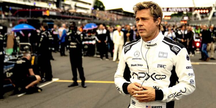 F1 Brad Pitt en Cine Monte Hermoso