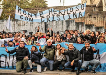 Fuerte respaldo y movilización del justicialismo de Monte Hermoso tras la condena a la ex presidente Cristina Kirchner