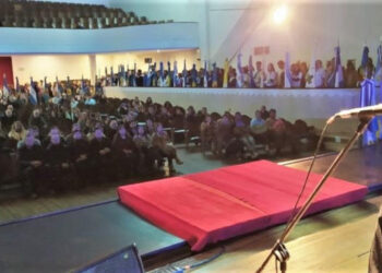 Lucida ceremonia oficial de celebración por el Día de la Independencia en Coronel Dorrego