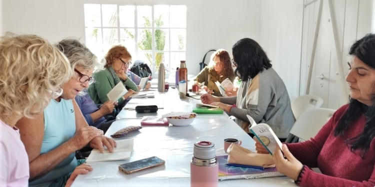 Lunes de lectura en la Casa de la cultura