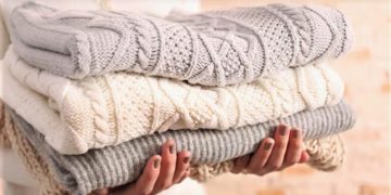 Dichos y palabras. La corrección en el uso de términos como «suéter», «nadies» y « contrataque, contratacar»